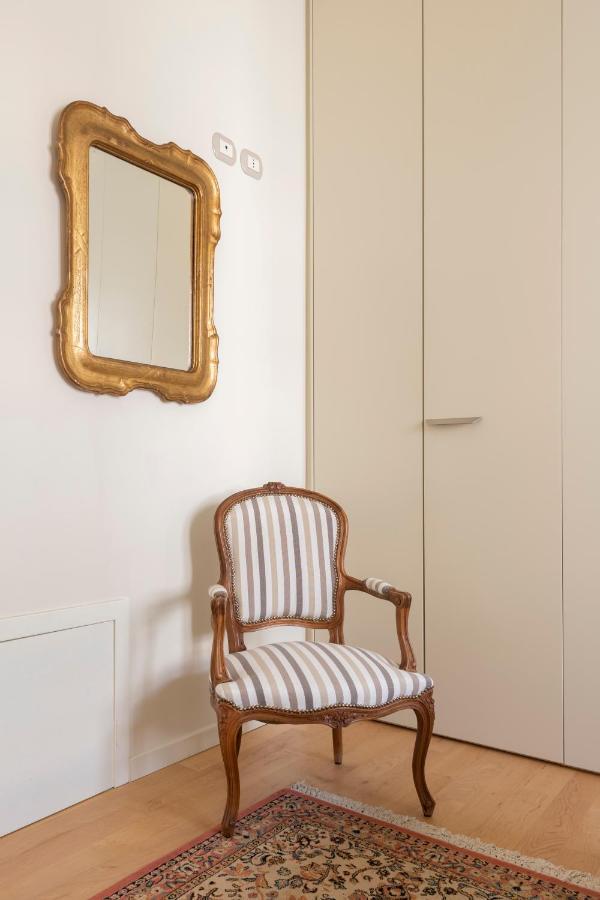Casa Gramsci Luxury Apartment 페자로 외부 사진